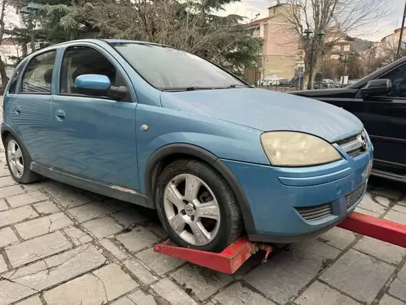 Συνεχίζεται η επιχείρηση «σκούπα» για τα εγκαταλελειμμένα