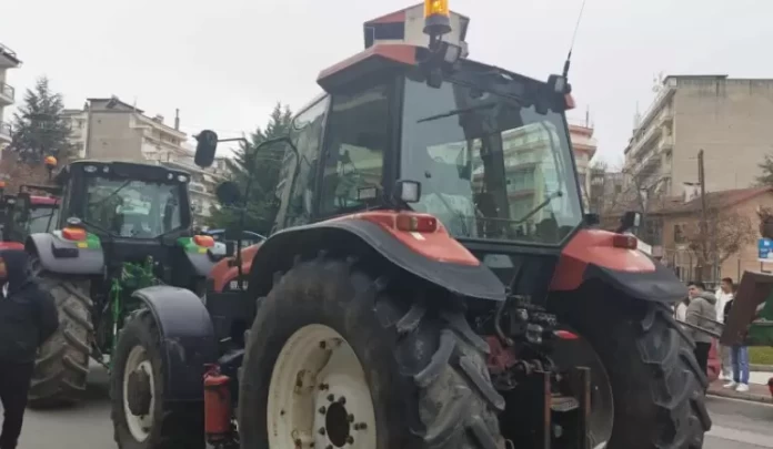 Στους δρόμους της Φλώρινας τα τρακτέρ: Μηχανοκίνητη πορεία από το Τελωνείο Νίκης
