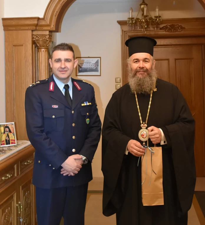 Συνάντηση ουσίας και εθιμοτυπίας: Στον Μητροπολίτη Ειρηναίο