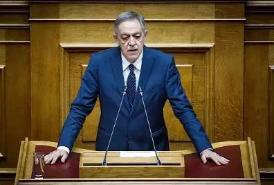 Ο Πάρις Κουκουλόπουλος η πρόταση