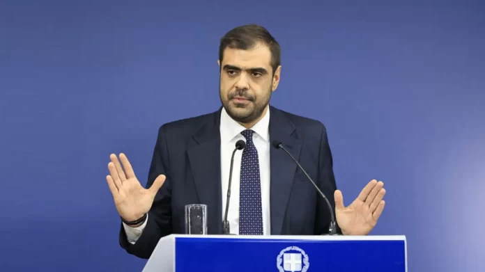 Μαρινάκης για υποκλοπές και οικονομία: