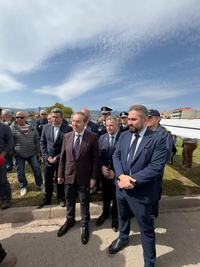 Πρώτη προσθαλάσσωση υδροπλάνου στην Ιτέα