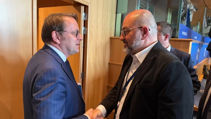 ΕΠΙΤΡΟΠΟΣ ΒΑΡΧΕΛΙ ΠΡΟΣ ΑΡΝΑΟΥΤΟΓΛΟΥ