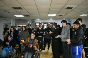 Όταν ο Αθλητισμός Αγκαλιάζει τη Διαφορετικότητα: