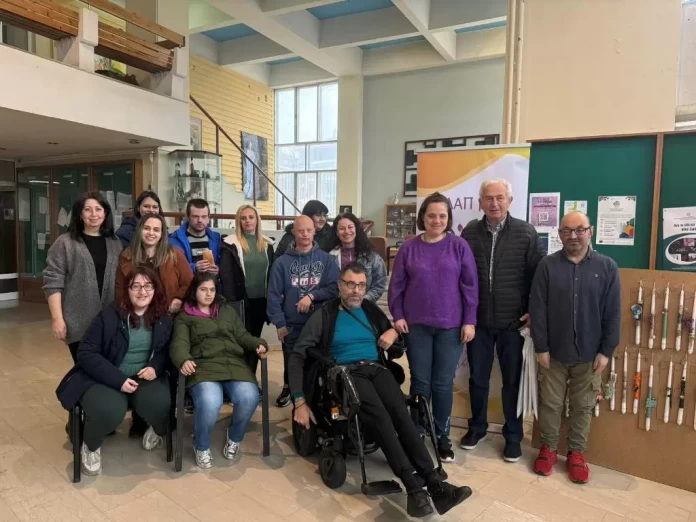 Φως και Χρώμα από τα Παιδιά