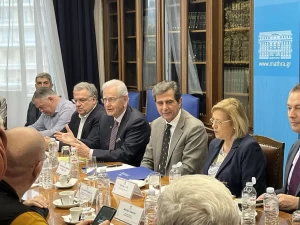 att.8XCFNKWz-HQg9_HTlhK2_EGu8eYLtZNq8HwQrzN8k1o