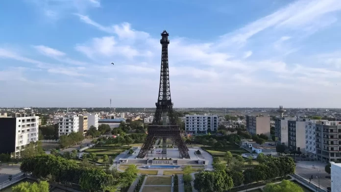 «Vertigo of the Tower