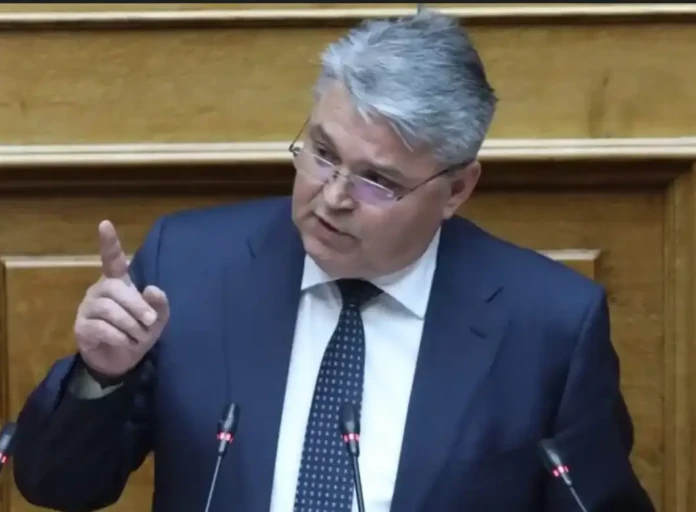 Δημήτρης Νατσιός: «O κύριος Λαζαρίδης