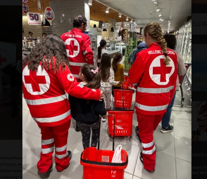 «Νονός για κάθε Παιδί»: Μια αγκαλιά