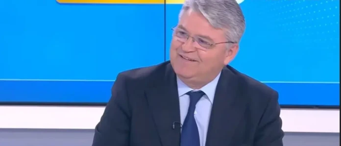 Παραίτηση Χρυσοχοΐδη και Φλωρίδη