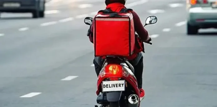 EFOOD: Απόλυση συνδικαλιστή διανομέα