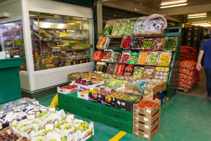 Στο πλευρό των ανθρώπων της αγοράς